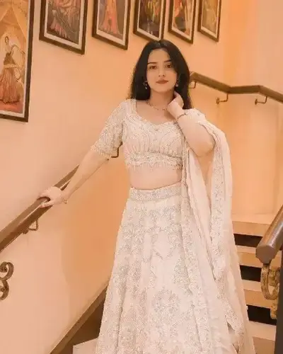 Escort Mohania